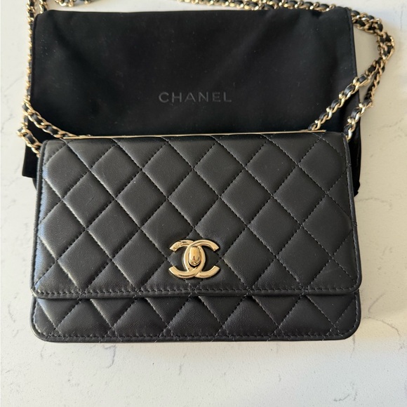 Chanel Trendy CC Wallet on Chain - Picture 2 of 10